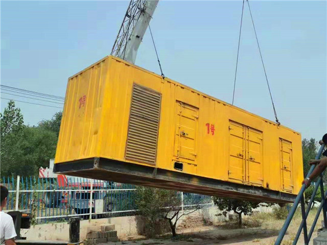 叶城300KW柴油发电机组油耗是多少?