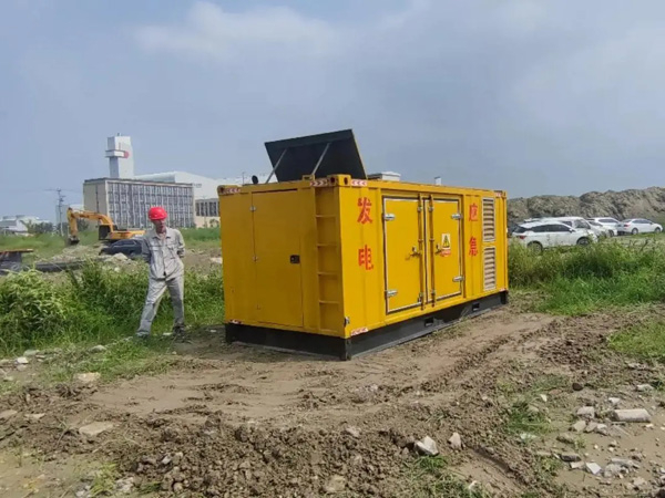叶城200KW柴油发电机机组每小时的油耗量受哪些因素影响?